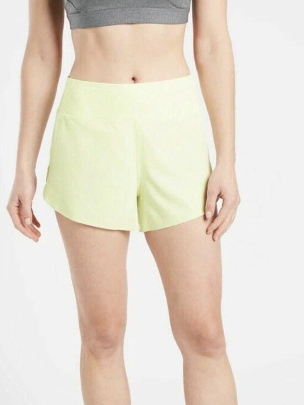 NEW Athleta‎ shorts Women’s Plus size 1X active shorts light yellow-green NWT